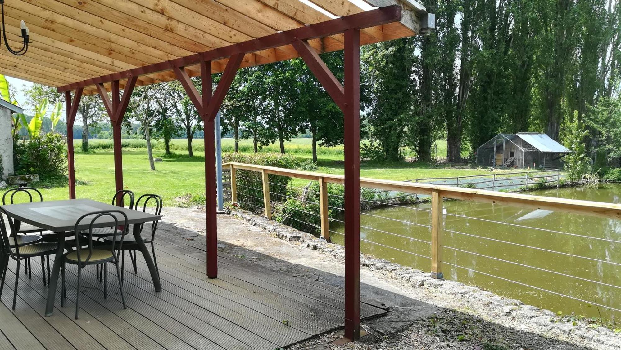 La Ferme De L'Isle Et Sa Roulotte Bed & Breakfast Avaray Room photo